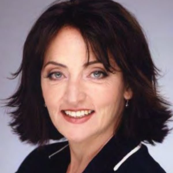 Headshot_Barbara Fisher